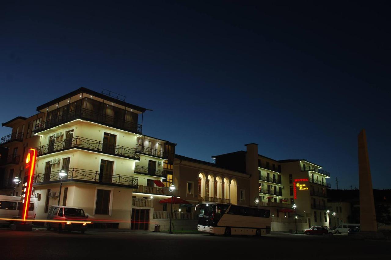 Hotel Grand Palace Akhaltsikhe  Eksteriør billede